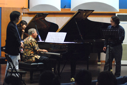 2010年上海音乐学院第七届国际钢琴大师班报道 